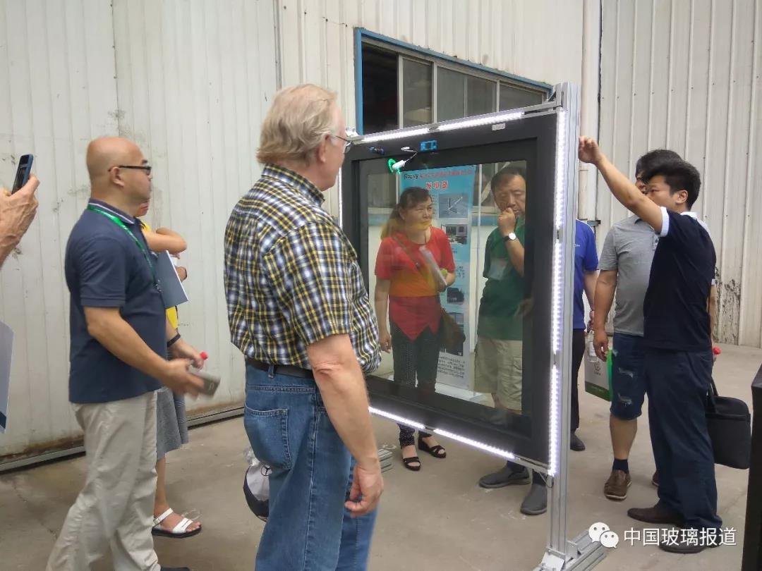 乐克科技年产30万平米真空玻璃自动化生产线投产！